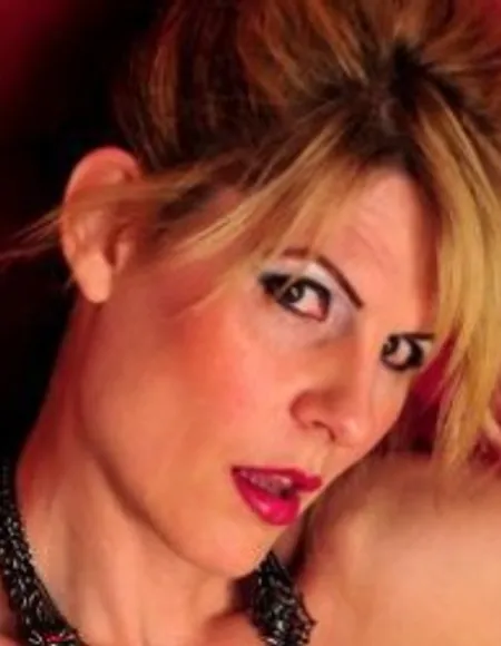 Delia DeLions profile photo