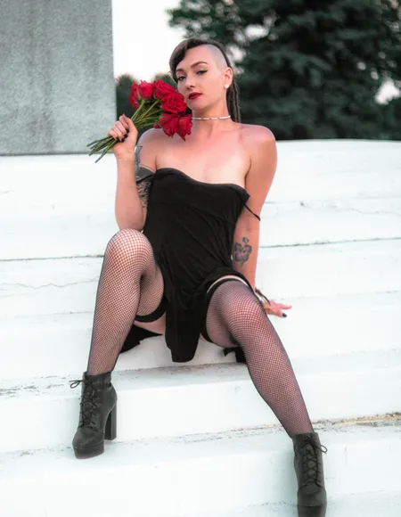 Dezirous Iris profile photo