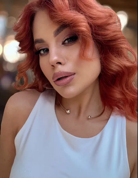 Diana Fox ๐ฆ profile photo