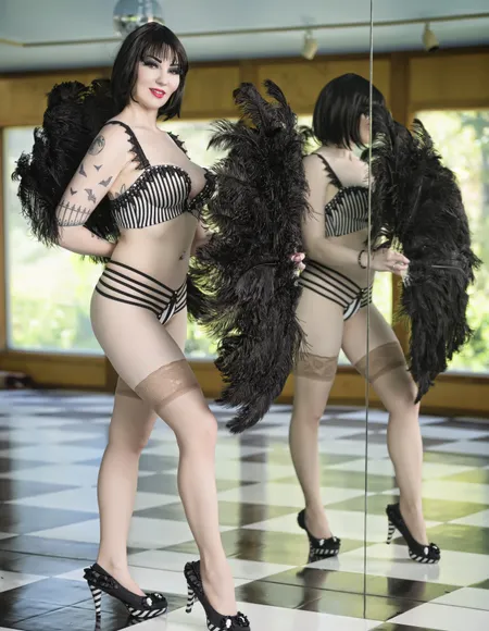 Diamond DeVille profile photo