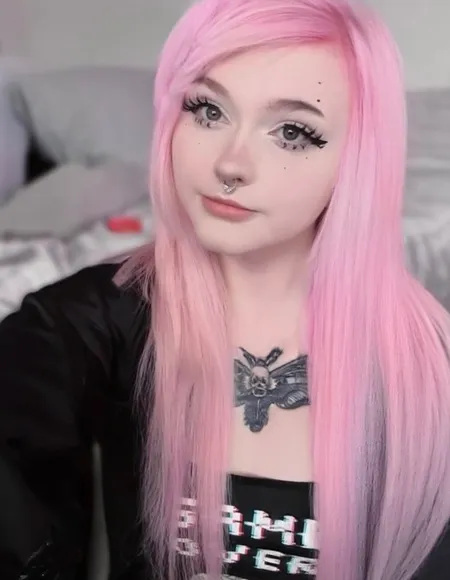 Dolly Dezzy profile photo
