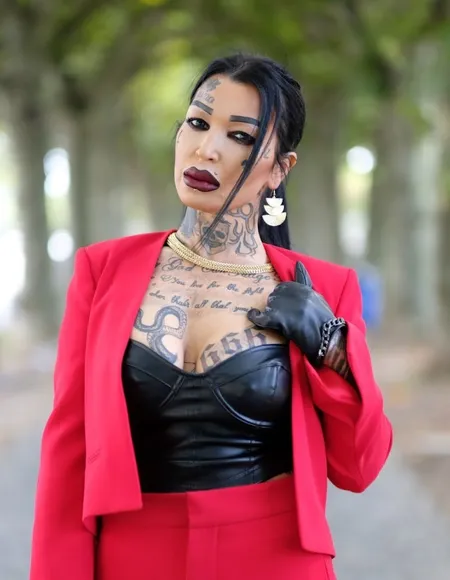 Mistress Vicky profile photo