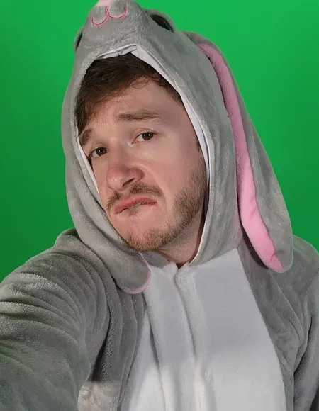 Dom profile photo