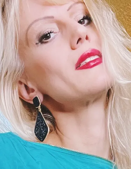 Mistress Karin von Kroft 💋 profile photo