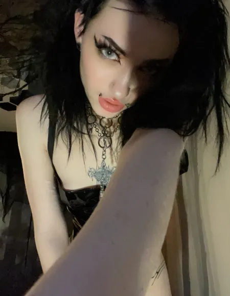 Dom profile photo