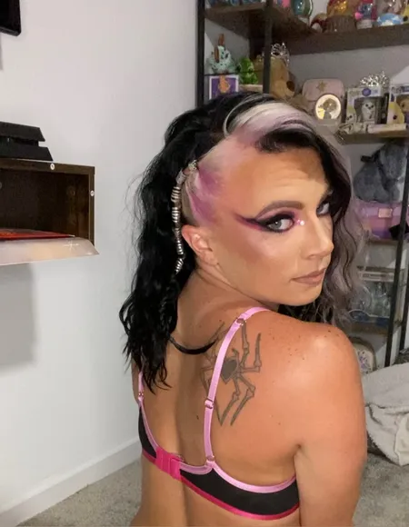 Ellie profile photo