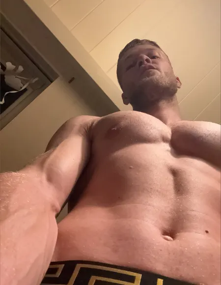 Dutchblonde profile photo