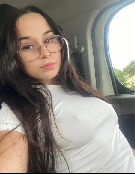 emily 💗 profile photo
