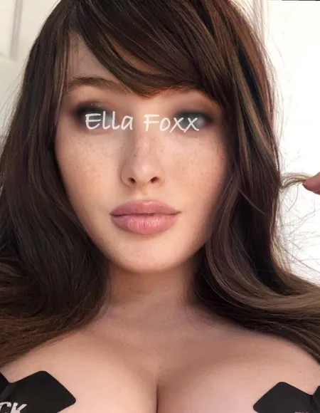 Ella Foxx 🦊