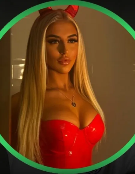 Ella 💕 profile photo