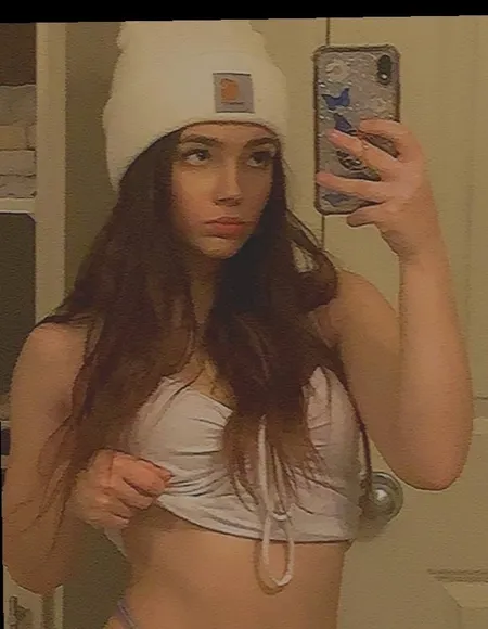 Elliana 💜 profile photo