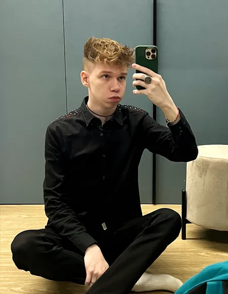Elliot Mars profile photo