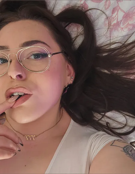 🩷🎃🌙Ɛlouise Jadɛ°•.👻🪽ur British gf x profile photo