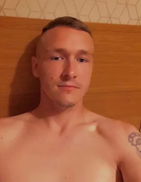 ElyChav90 profile photo
