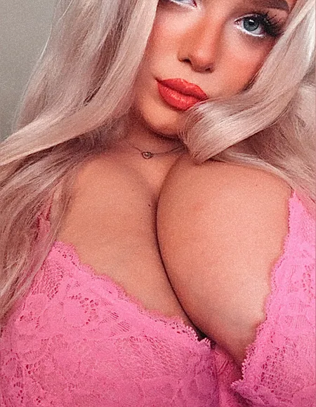 Em🎀 profile photo