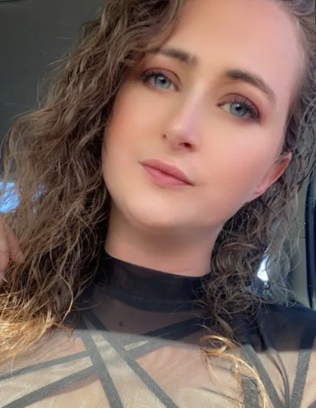 Emily Foxx VIP 🍑 profile photo