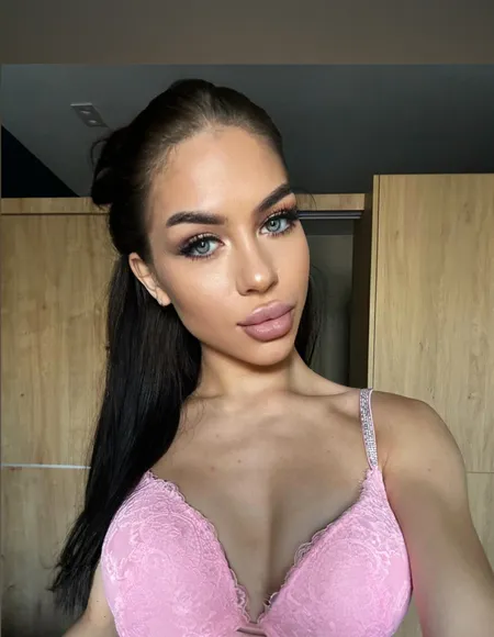 Emily💎 profile photo