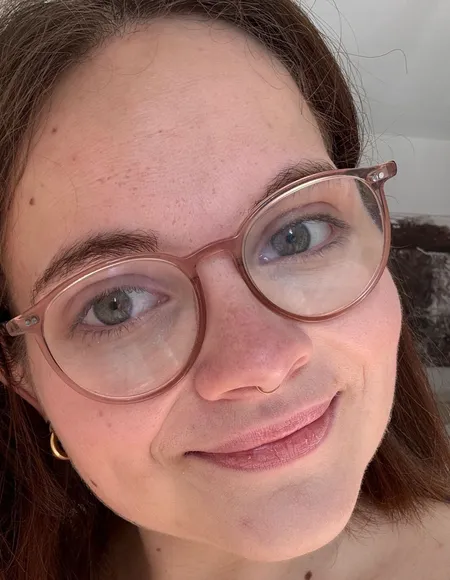 Emma Clarke 🌿 profile photo