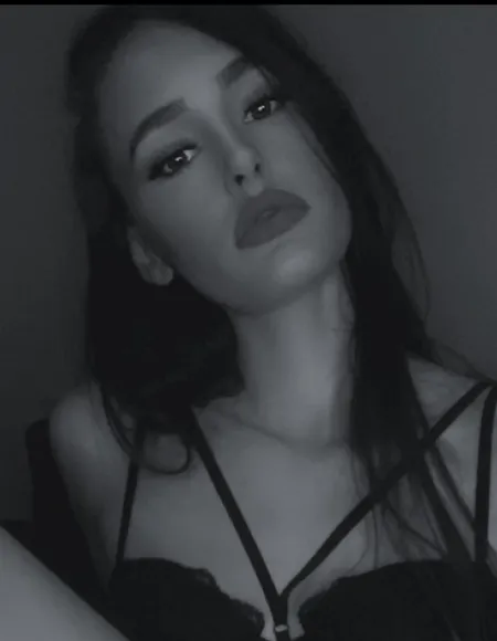 Emilie M profile photo