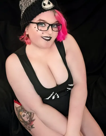 EMOPINK Vault subscription! profile photo