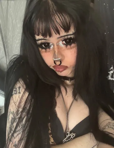 Emowithoutemo profile photo