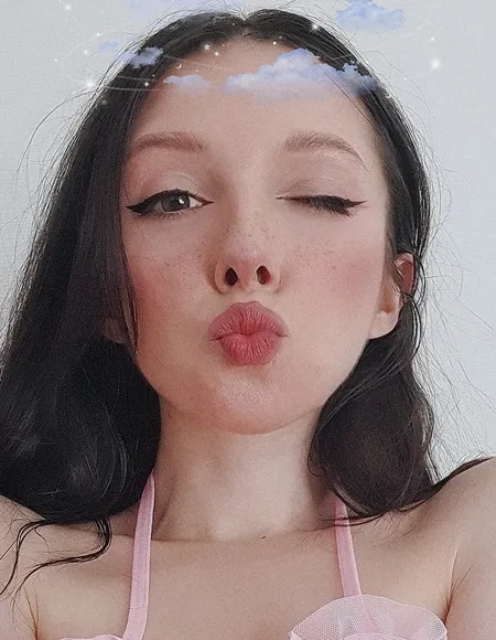 Rina 🦋 profile photo