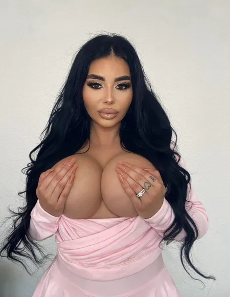 Your Doll 🍒💦 profile photo