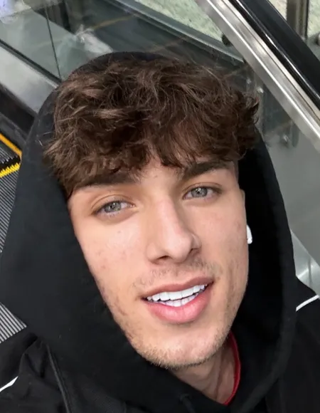 ethan 🍆 profile photo