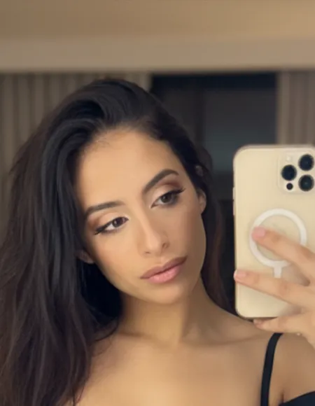 Eva ... big booty latina 🍑 profile photo