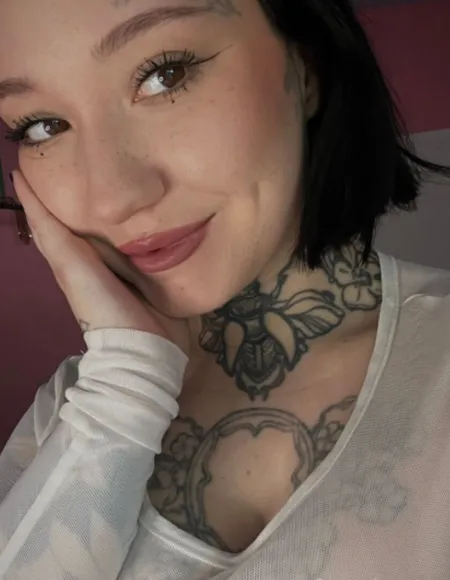 Huge TIIITS 👅👅 profile photo