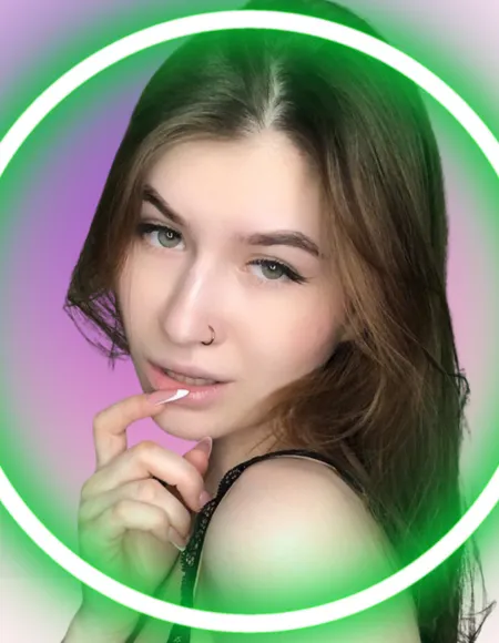 Evelyn Lux ✨ profile photo