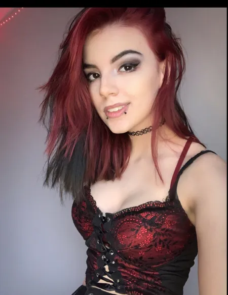 Evie profile photo