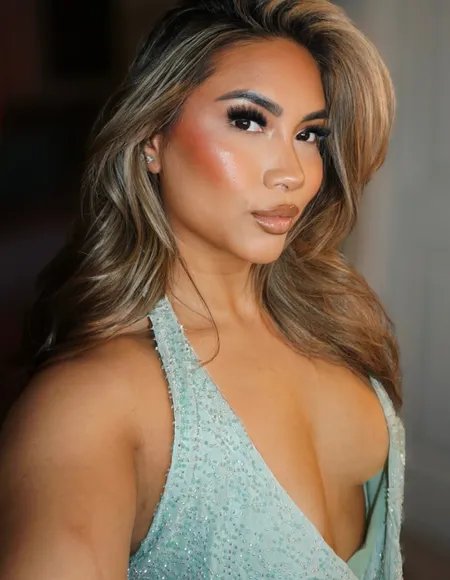 JustLily🦋 profile photo