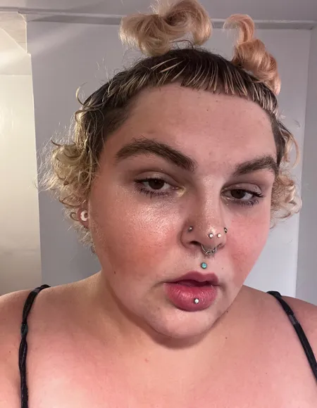 your bbw pocket girlfriend 💝👫🏻 profile photo