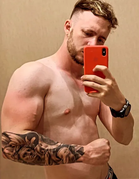 CURIOUS EYES profile photo