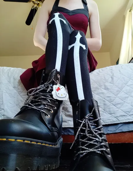🍑Femboy Finance💸 profile photo