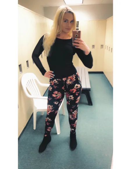 Fitbootyblondie profile photo