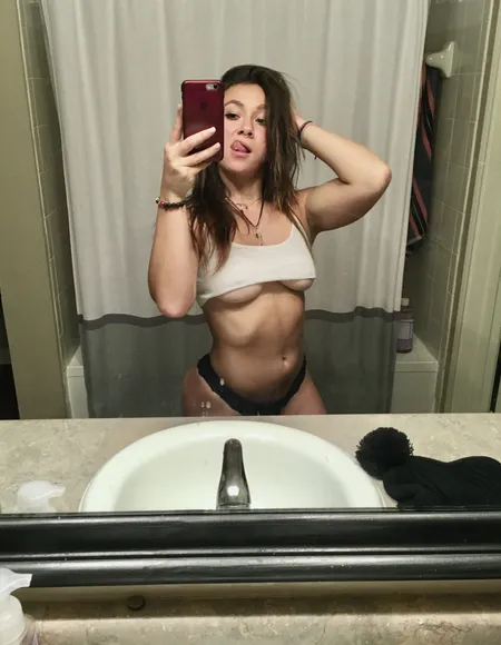 X-Tina profile photo