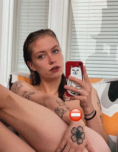 queen profile photo