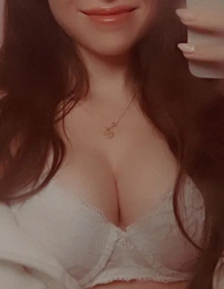 FoxenKin profile photo