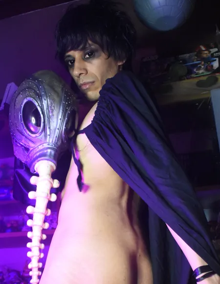 FREE Geek Boy 8 inch cock! profile photo