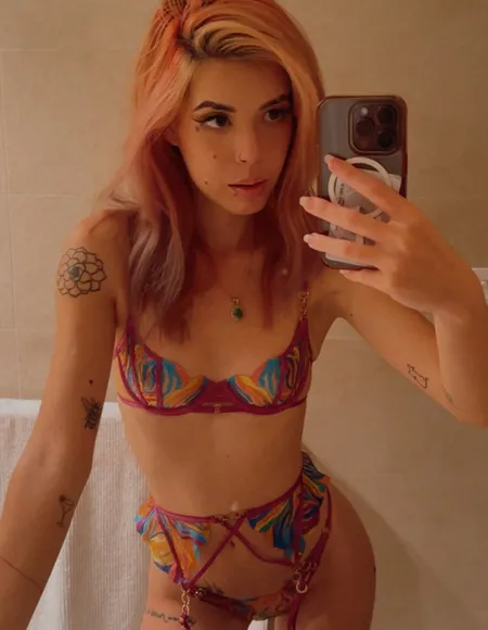 Friday Seven 🧚♀️ profile photo