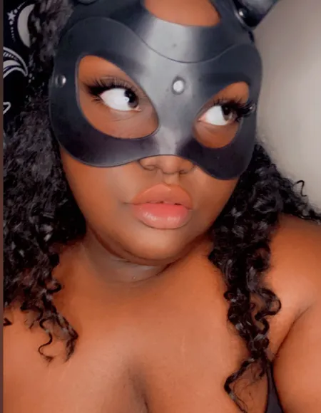 Duchess Cocoa 👑🖤 *ACTIVE* profile photo