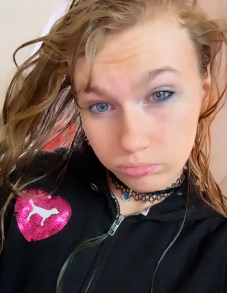 Autumn star 👅💗🖤 profile photo