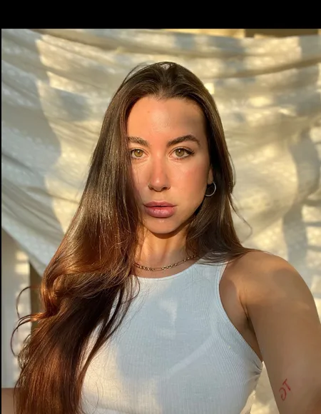 Giantess Kendrik profile photo