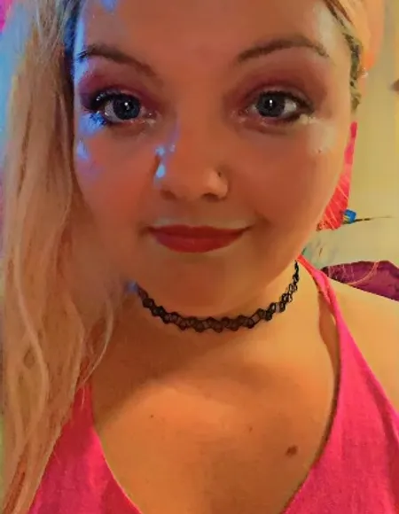 Giggles profile photo