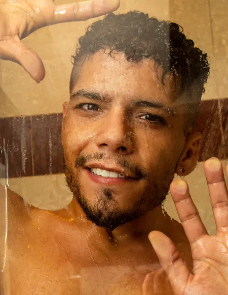Gio Aro profile photo