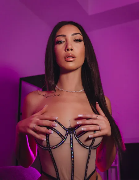 𝗚𝗜𝗦𝗘𝗟𝗟𝗘 profile photo