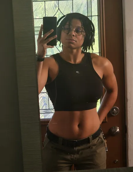 B profile photo