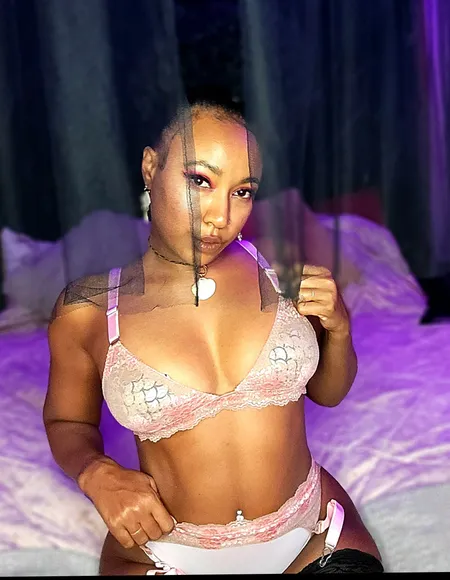 GoddessLeVianFoxx profile photo